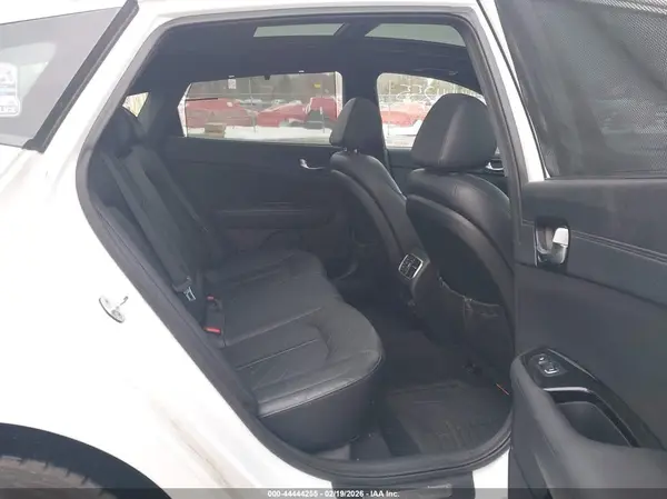 5XXGV4L2XGG065774 2016 KIA OPTIMA - Image 8