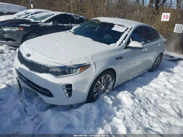 5XXGV4L2XGG090464 2016 KIA OPTIMA - Image 2