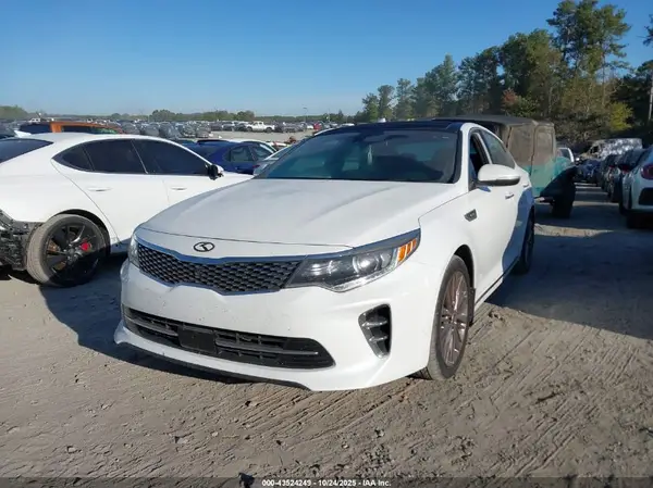 5XXGV4L2XGG115895 2016 KIA OPTIMA - Image 2