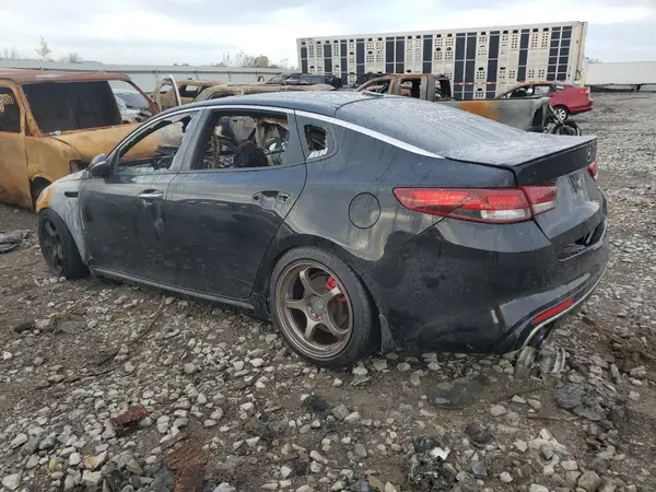 5XXGV4L2XHG124307 2017 KIA OPTIMA - Image 2