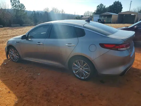 5XXGV4L2XJG215762 2018 KIA OPTIMA - Image 2