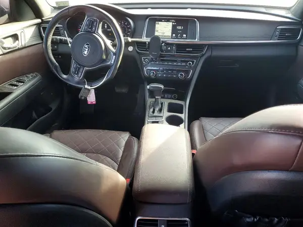 5XXGV4L2XJG215762 2018 KIA OPTIMA - Image 8