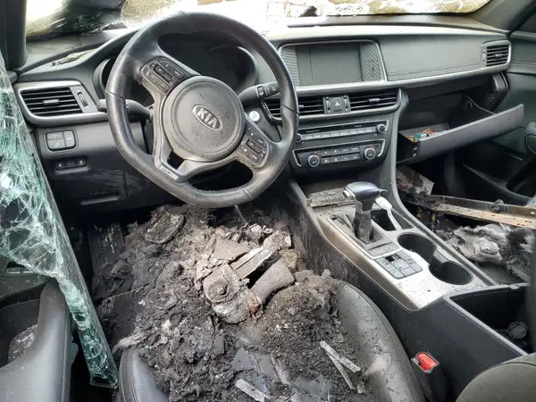 5XXGV4L2XJG230147 2018 KIA OPTIMA - Image 8