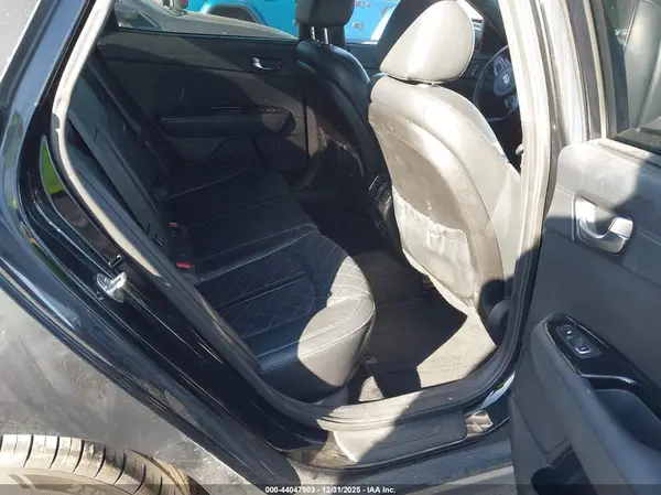 5XXGV4L2XJG231847 2018 KIA OPTIMA - Image 8