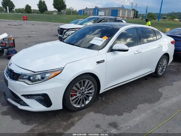 5XXGV4L2XKG288809 2019 KIA OPTIMA - Image 2