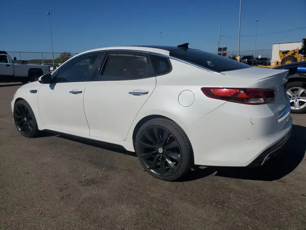 5XXGW4L20GG016757 2016 KIA OPTIMA - Image 2