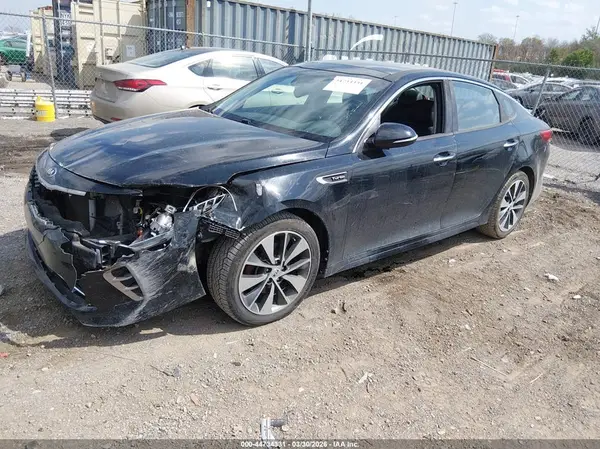 5XXGW4L20GG063061 2016 KIA OPTIMA - Image 2