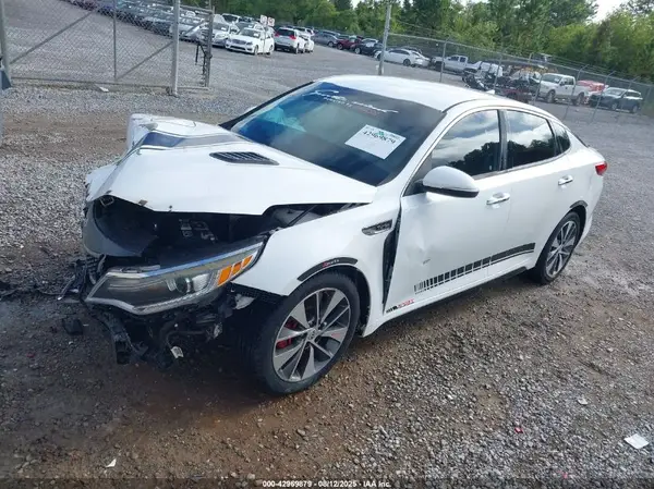 5XXGW4L20GG063707 2016 KIA OPTIMA - Image 2
