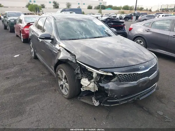 5XXGW4L20HG151660 2017 KIA OPTIMA - Image 1