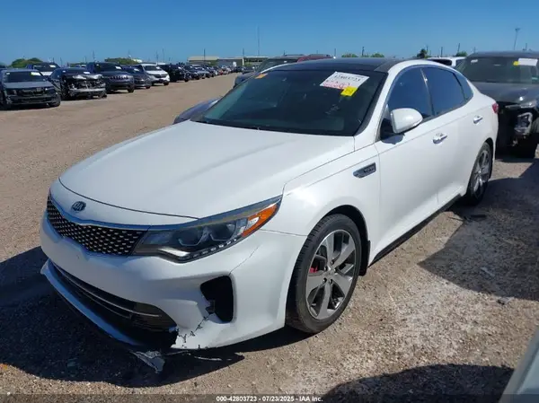 5XXGW4L20JG182087 2018 KIA OPTIMA - Image 2
