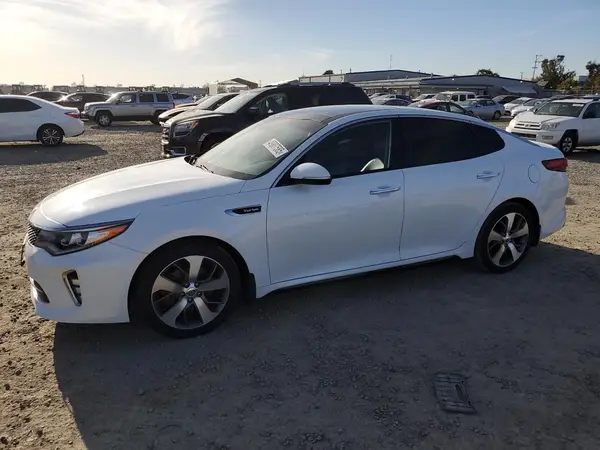 5XXGW4L20JG204668 2018 KIA OPTIMA - Image 1