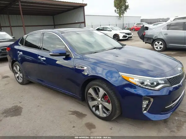 5XXGW4L20JG216870 2018 KIA OPTIMA - Image 1