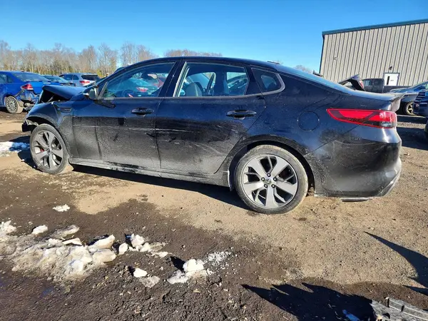 5XXGW4L20JG241445 2018 KIA OPTIMA - Image 2