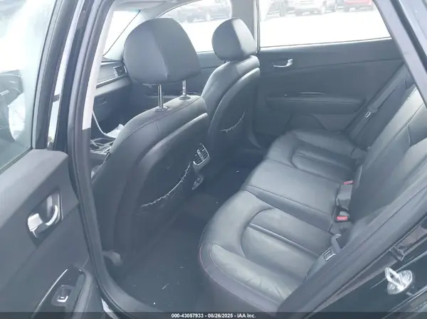 5XXGW4L20JG248394 2018 KIA OPTIMA - Image 8
