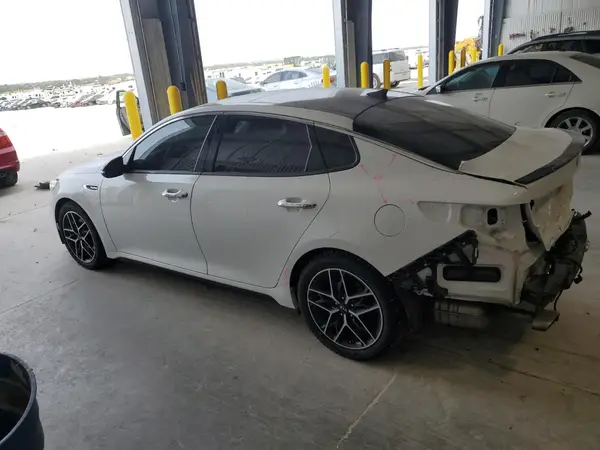 5XXGW4L20KG286208 2019 KIA OPTIMA - Image 2