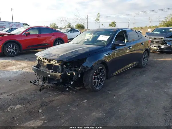 5XXGW4L20LG410754 2020 KIA OPTIMA - Image 2