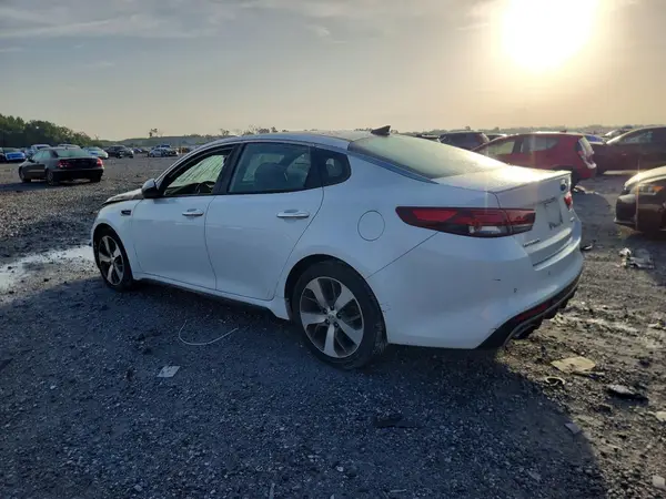 5XXGW4L21GG011146 2016 KIA OPTIMA - Image 2