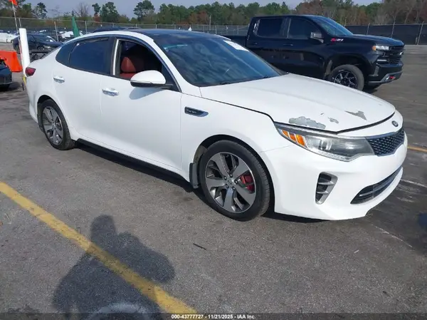 5XXGW4L21GG015570 2016 KIA OPTIMA - Image 1