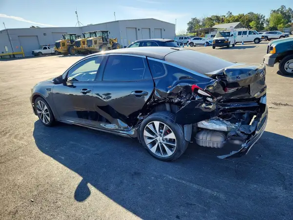 5XXGW4L21GG042154 2016 KIA OPTIMA - Image 2