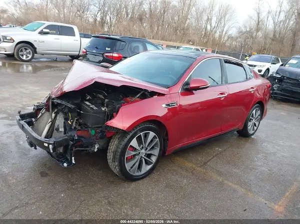 5XXGW4L21GG042400 2016 KIA OPTIMA - Image 2