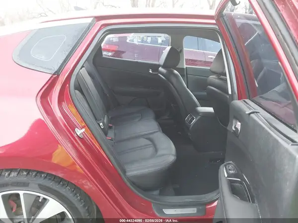 5XXGW4L21GG042400 2016 KIA OPTIMA - Image 8
