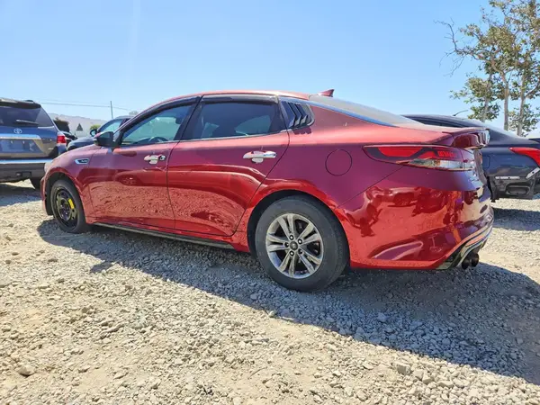 5XXGW4L21GG063151 2016 KIA OPTIMA - Image 2