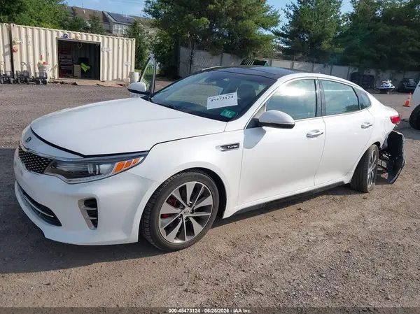 5XXGW4L21GG068009 2016 KIA OPTIMA - Image 2