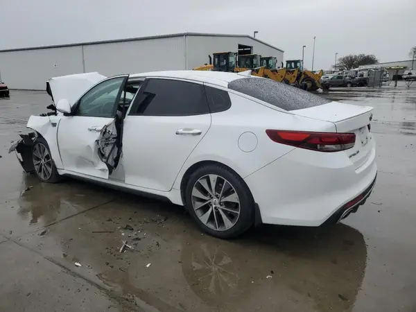 5XXGW4L21GG085716 2016 KIA OPTIMA - Image 2