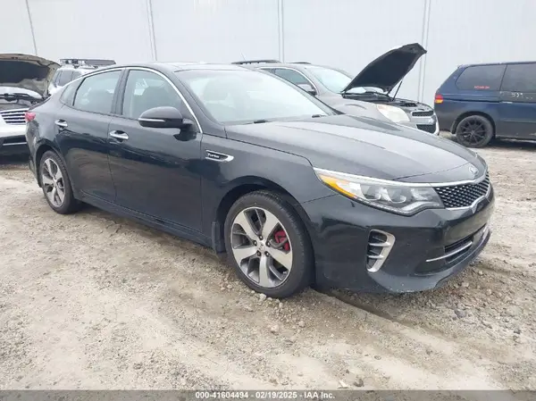 5XXGW4L21HG145463 2017 KIA OPTIMA - Image 1