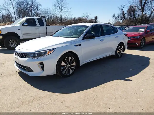 5XXGW4L21HG146208 2017 KIA OPTIMA - Image 2