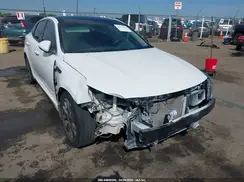 5XXGW4L21JG225237 2018 KIA OPTIMA