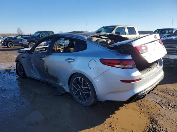 5XXGW4L21LG421035 2020 KIA OPTIMA - Image 2