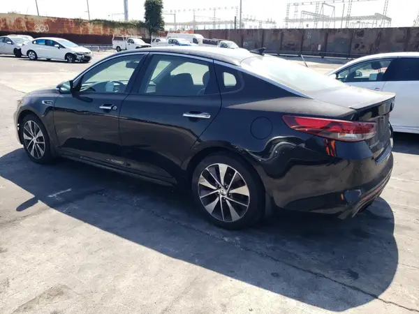 5XXGW4L22GG022317 2016 KIA OPTIMA - Image 2