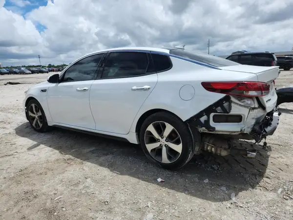 5XXGW4L22GG026545 2016 KIA OPTIMA - Image 2