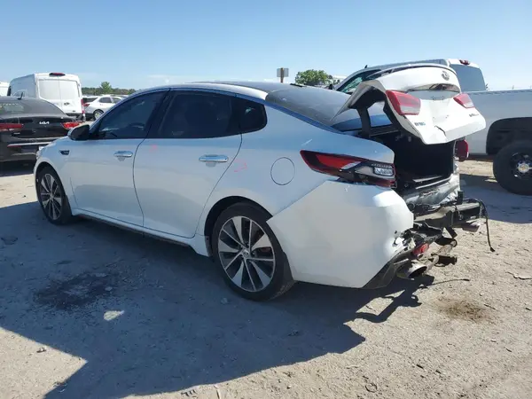 5XXGW4L22GG038100 2016 KIA OPTIMA - Image 2