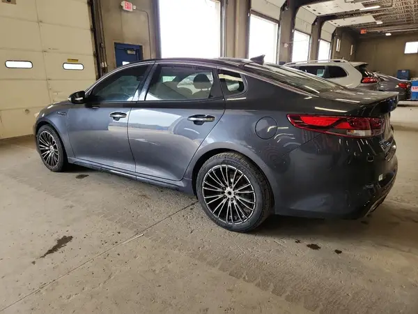 5XXGW4L22GG086549 2016 KIA OPTIMA - Image 2