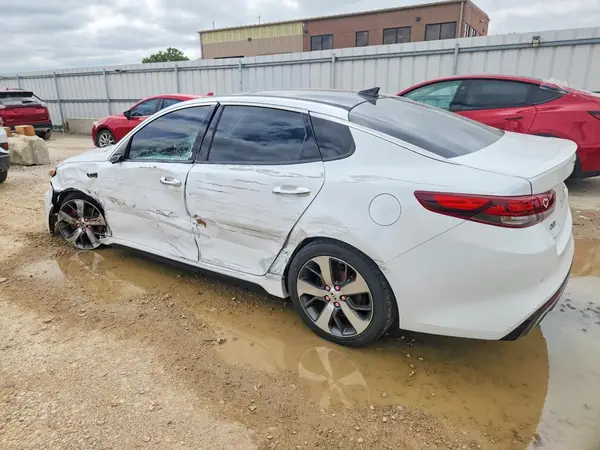 5XXGW4L22HG166905 2017 KIA OPTIMA - Image 2