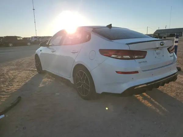 5XXGW4L22LG408634 2020 KIA OPTIMA - Image 2