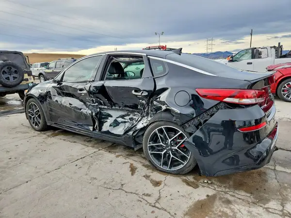 5XXGW4L22LG451452 2020 KIA OPTIMA - Image 2