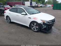 5XXGW4L23GG009320 2016 KIA OPTIMA