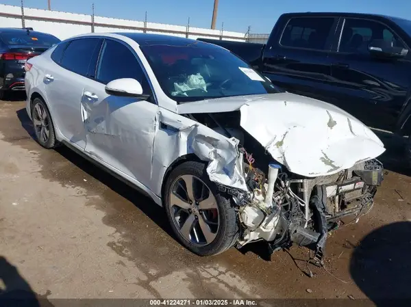 5XXGW4L23GG014646 2016 KIA OPTIMA - Image 1