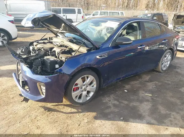 5XXGW4L23JG194427 2018 KIA OPTIMA - Image 2