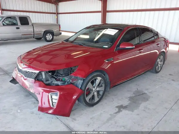 5XXGW4L23JG216958 2018 KIA OPTIMA - Image 2