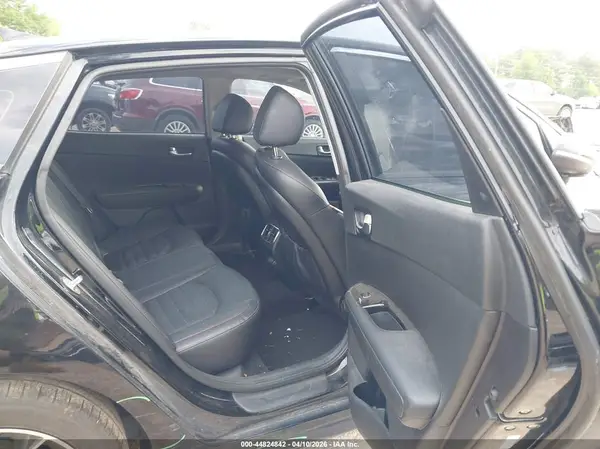 5XXGW4L23KG313787 2019 KIA OPTIMA - Image 8