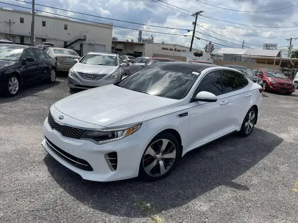 5XXGW4L24GG002022 2016 KIA OPTIMA - Image 2