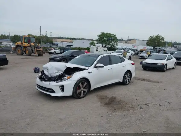 5XXGW4L24GG016342 2016 KIA OPTIMA - Image 2