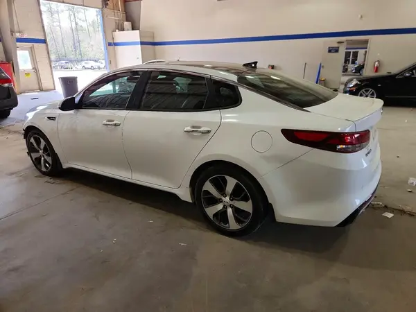 5XXGW4L24GG016454 2016 KIA OPTIMA - Image 2