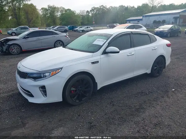 5XXGW4L24GG091557 2016 KIA OPTIMA - Image 2
