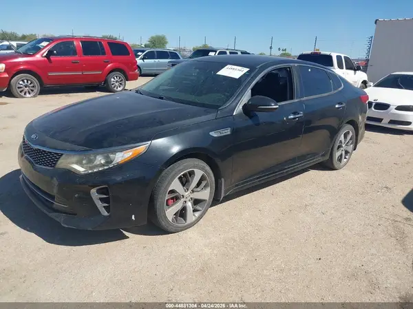 5XXGW4L24HG142430 2017 KIA OPTIMA - Image 2