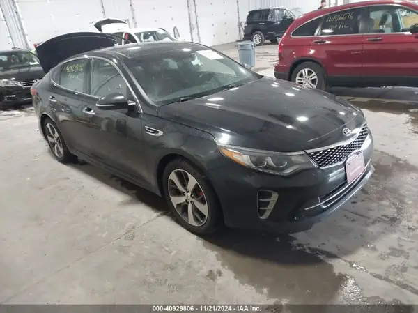 5XXGW4L24HG159325 2017 KIA OPTIMA - Image 1